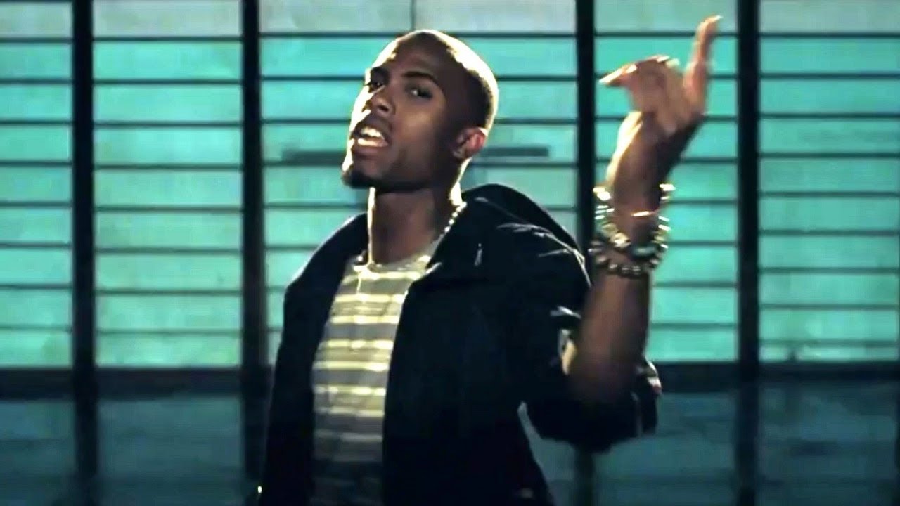 B.o.B - Airplanes ft. Hayley Williams of Paramore [OFFICIAL VIDEO]