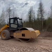 На ремонт дорог в северных районах Иркутской области вывели более 150 единиц техники