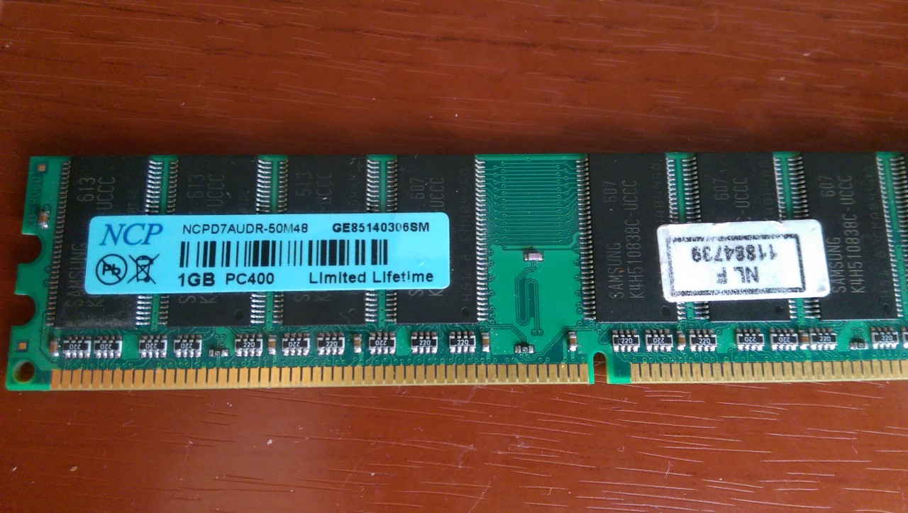 Оперативная память NCP 1GB PC400