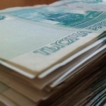 В Казачинско-Ленском районе мужчину принудили выплатить около 100 тысяч рублей долга, ограничив его 